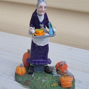 Department 56 Purple Figurine with Pumpkins and Mice
